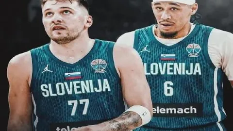 张稀哲倾情致敬：周总以球为重，荣耀冠军近在咫尺！